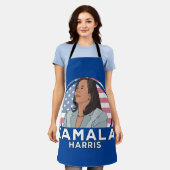 ポリティクルカマラハリス エプロン (着用した状態)