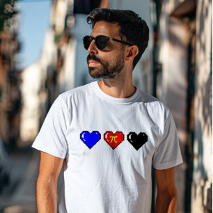 ポリメモリのフラグピクセルハート Tシャツ