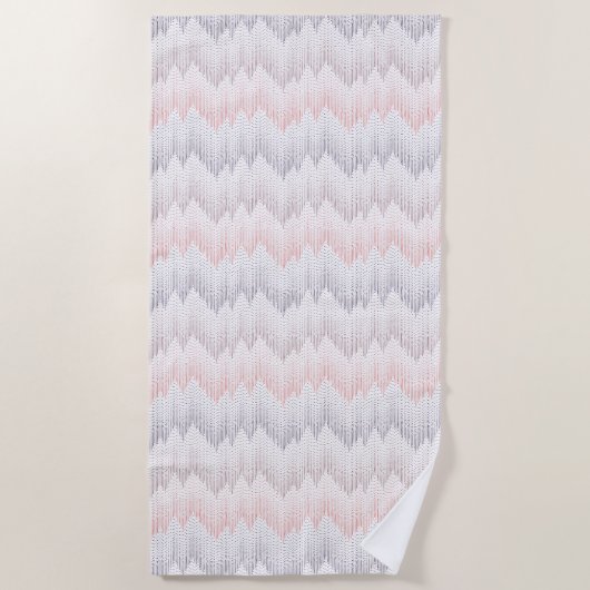 ポルカの点々のあるな山頂パターン ビーチタオル (正面)