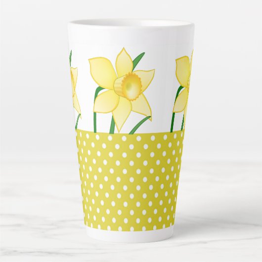 ポルカドットの黄色の春の水仙の花 カフェラテマグ (正面)