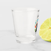 ポルトガルのキャラベル船とファドの女性シンガー ショットグラス (左)