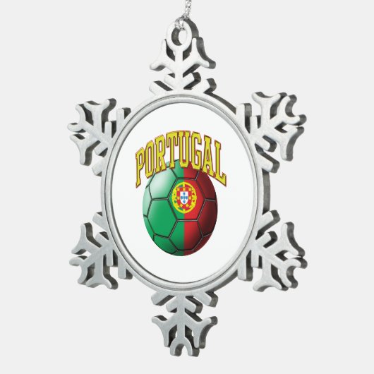 ポルトガルのサッカーボールの旗 スノーフレークピューターオーナメント (右)