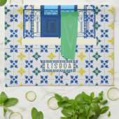 ポルトガルのタイルと鳥と窓バルコニー キッチンタオル (折り畳み)