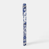 ポルトガルのタイル – Azulejo青と白のフローラ iPhone 16ケース (左側面)