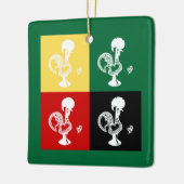 ポルトガルのバーセロスのオンドリカラフル セラミックオーナメント (左)