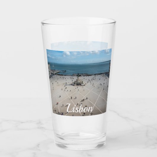 ポルトガルのリスボンにあるCommerce Square タンブラーグラス (正面)