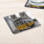 ポルトガルのリスボン大聖堂の黄色い路面電車 スクエアペーパーコースター (アングル)