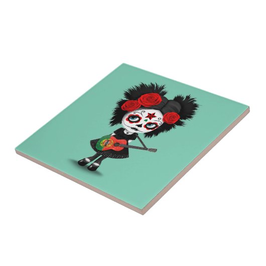 ポルトガルの旗のギターを演奏している砂糖のスカルの女の子 タイル (側面)