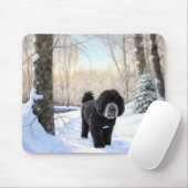 ポルトガルの水犬が雪のクリスマスを過ごした マウスパッド (マウス)