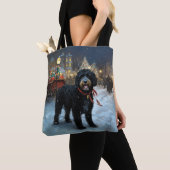 ポルトガルの水犬クリスマスフェスティバルシーズン トートバッグ (クローズアップ)