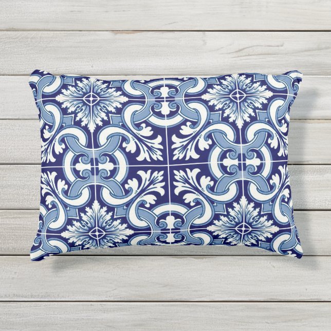 ポルトガルの青いタイル アウトドアクッション (正面)