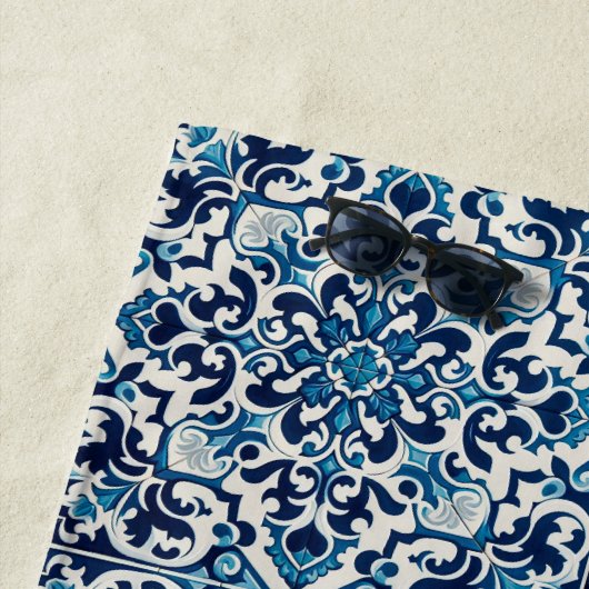 ポルトガルの青いタイル ビーチタオル (インサイチュ)