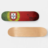 ポルトガルの黒くグランジな旗 スケートボード (横)