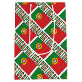 ポルトガル国旗のタイル張りグリーンパーソナライズされた ミディアムペーパーバッグ (裏面)