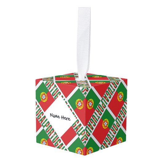 ポルトガル国旗のタイル張り黒パーソナライズされた キューブオーナメント (正面アングル)