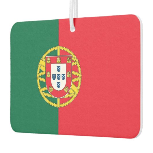 ポルトガル国旗を掲げた車の新入生 カーエアーフレッシュナー (左)