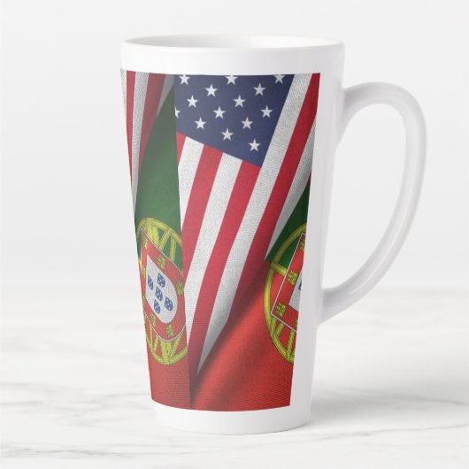 ポルトガル系アメリカ人 カフェラテマグ (右)