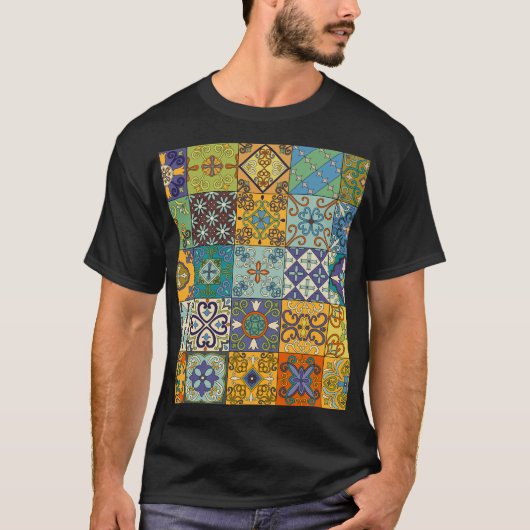 ポルトガル語タラベラタイルデザイン Tシャツ (正面)