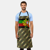 ポルトガル語デザイン エプロン (着用した状態)