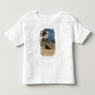 ポルトガル、 カスカイス。 プライア・ダ・ハイニャは、 トドラーTシャツ