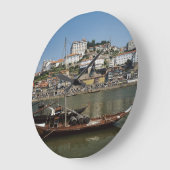 ポルトガル、ポルト、ワイン樽付きボート ラージ壁時計 (傾斜)