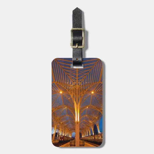 ポルトガル、リスボン。測点のモダン表示 ラゲッジタグ (正面縦)