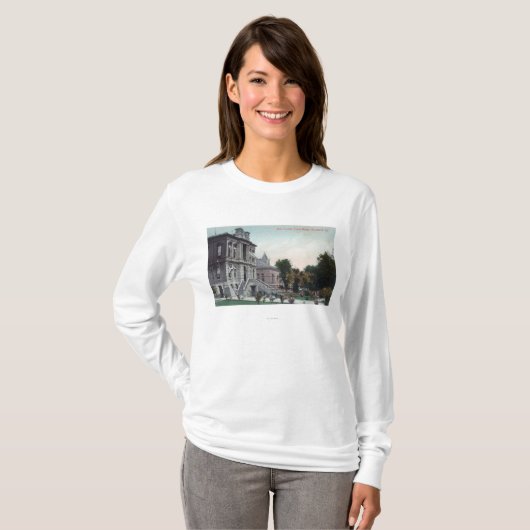 ポロの郡裁判所の家の外観 Tシャツ (正面フル)