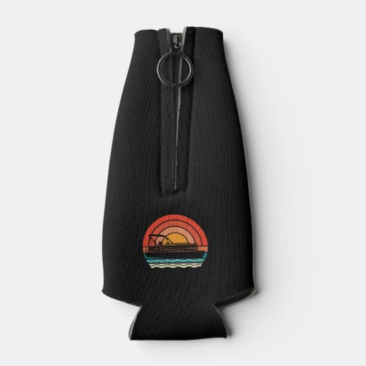 ポントーンおもしろいキャプテンサマーボートヴィンテージ缶C ボトルクーラー (裏面)