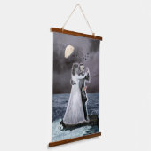 ポーとアナベルリー踊りバイザシー 吊り下げ型タペストリー (傾斜あり)