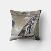 ポージング・ペンギン クッション (裏面)