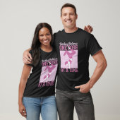 ポーズを重ねてバランスをとるヨガママ Tシャツ (ユニセックス)
