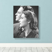 ポーズ付けカップル キャンバスプリント (インサイチュ (ウッドフロア))