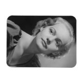 ポーズ付け女性2 マグネット (横)