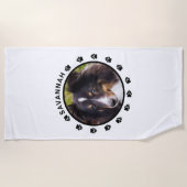 ポーズ&カスタム文字付き写真テンプレートペット ビーチタオル (正面)