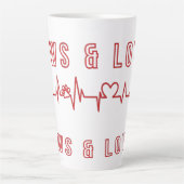 ポーズ&ラブキュートペットラバータイポグラフィ動物愛好家 カフェラテマグ (正面)