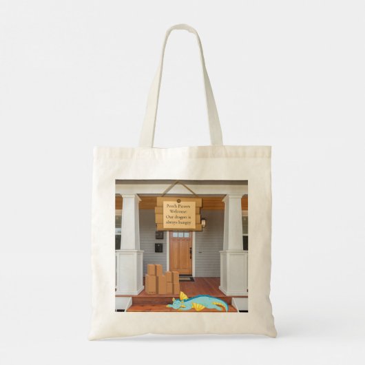 ポーチパイレーツへようこそ：我々のドラゴンは常に飢えている トートバッグ (裏面)