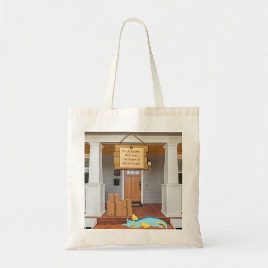 ポーチパイレーツへようこそ:我々のドラゴンは常に飢えている トートバッグ (正面)
