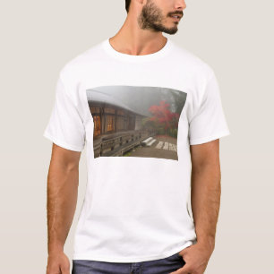 ポートランド日本庭園の茶室 Tシャツ