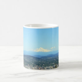 ポートランド、オレゴン都市眺め、山のフードの背景 コーヒーマグカップ