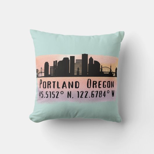 ポートランドORシティスカイライン緯度と経度 クッション (正面)