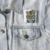 ポートレートの上の雪の終わりの虎の子 缶バッジ (インサイチュ)