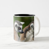 ポートレートの尾の付いた動物 ツートーンマグカップ (正面右)