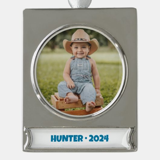 ポートレートバナーオーナメント，少年 – 学校ポートレート シルバープレートバナーオーナメント (正面)