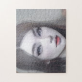 ポートレート茶色の目の髪の唇の若い女性 ジグソーパズル (縦)