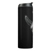 ポートレート頭かわいいラマと黒い背景 タンブラー (回転左)