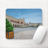 ポーランドのクラクフ旧市街にある広場 マウスパッド (マウス)
