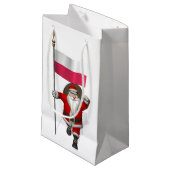 ポーランド国旗を持つサンタクロース スモールペーパーバッグ (正面アングル)