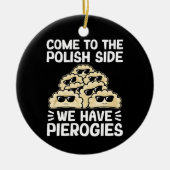 ポーラ来ン側にはピアジーがあるおもしろい。 セラミックオーナメント (正面)