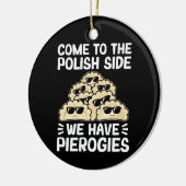 ポーラ来ン側にはピアジーがあるおもしろい。 セラミックオーナメント (左)