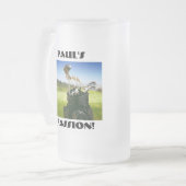 ポールの情熱(ゴルフ)!  16oz. ステイン フロストグラスビールジョッキ (正面左)